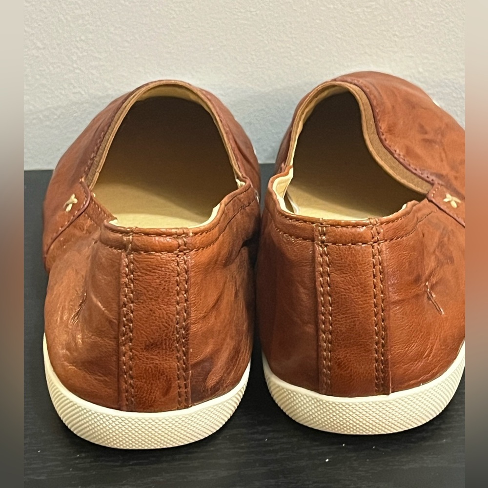 NWOT Women’s Frye Melanie Brown Leather Slip-On Footwear - Picture 13 of 13